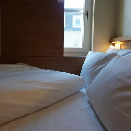 Hotel Easyhotel Hackescher Markt Berlín