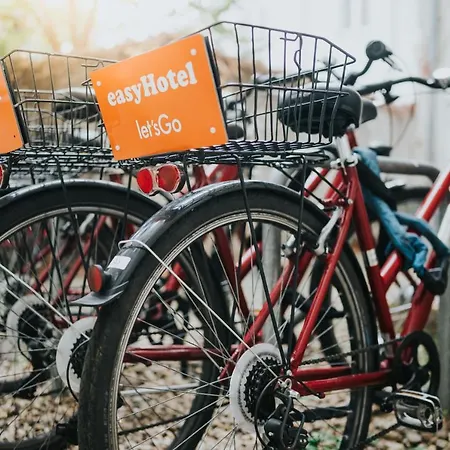 Easyhotel Hackescher Markt Otel 2*