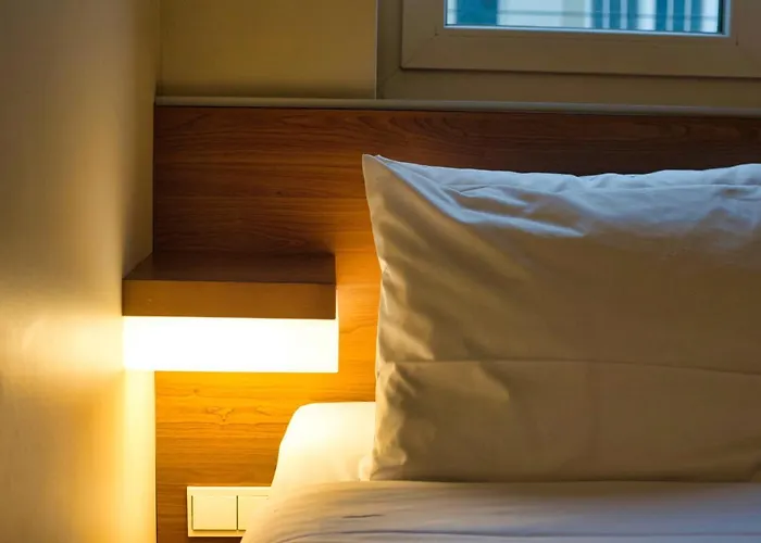 Easyhotel Hackescher Markt Hotel 2*