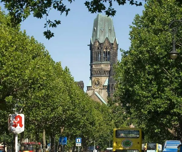 Easyhotel Hackescher Markt Hotel