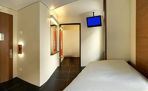 Szálloda Easyhotel Hackescher Markt 2*