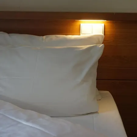 Easyhotel Hackescher Markt 2*